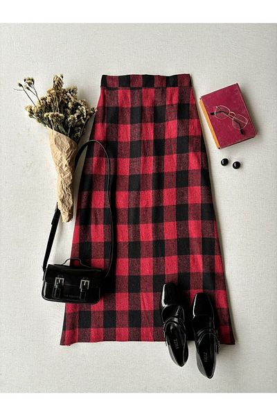 KÜÇÜĞÜM BUTİK Red-Black Checkerboard Pattern Winter Plaid Long Skirt (Red-Black)