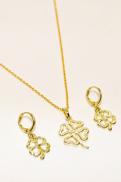 EUROMODA Clover Design Necklace Earring Set