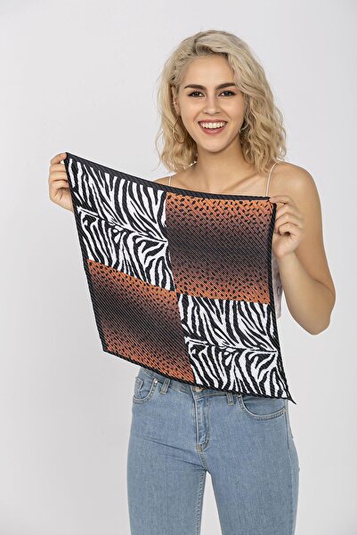 Axesoire 12355-1 Bandană pătrată neagră plisată