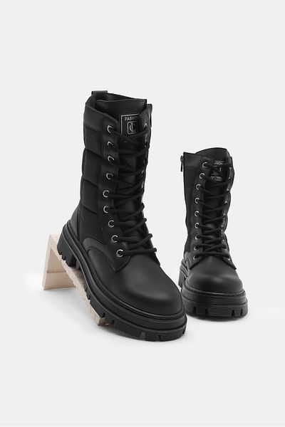 Tonny Black Γυναικείες μαύρες δερμάτινες μπότες Thermo Sole με κεντημένα πλακάκια με κορδόνια και φερμουάρ
