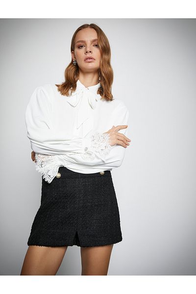 Koton Melis Ağazat X - Lace Detailed Balloon Sleeve Shirt