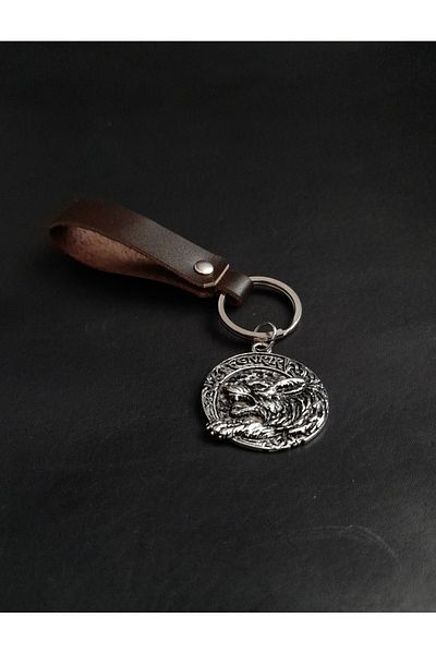 BSN Store سلسلة مفاتيح من الجلد الطبيعي باللون البني من Nordic Mythology مع شكل ذئب