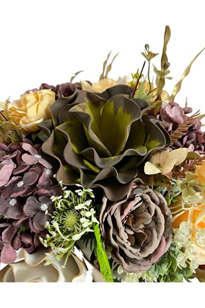 Nettenevime Yapay Çiçek Ve Latex Aranjmanı Kare Ayaklı Yuvarlak Metal Gold Vazolu Masa Üstü Çiçeği Arajman 60402