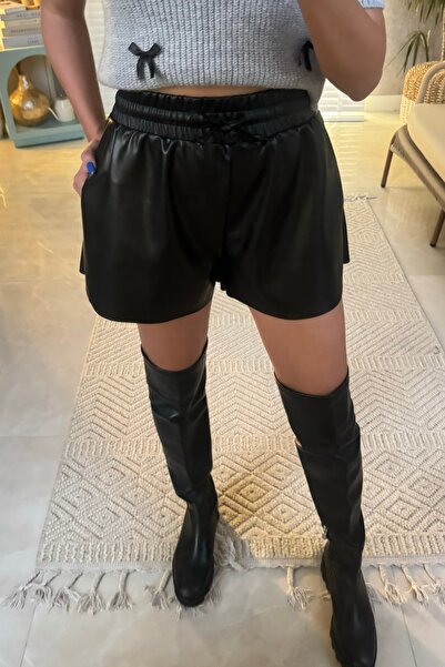 Mucios Deri Mini Şort Siyah