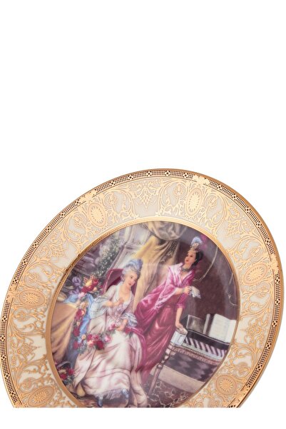Dania A porcelain cup and saucer decorated with a drawing of the princesses of the Sultan's harem