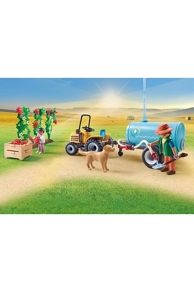 Playmobil - Tractor Cu Remorca Si Cisterna De Apa