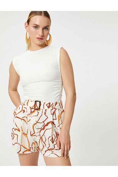 Koton Şahika Ercümen – Shorts mit plissierten Taschen aus Leinenmischung