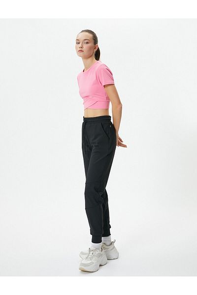 Koton Sports Jogger Sweatpants Τσέπη με άνετη εφαρμογή με δέσιμο στην ψηλή μέση