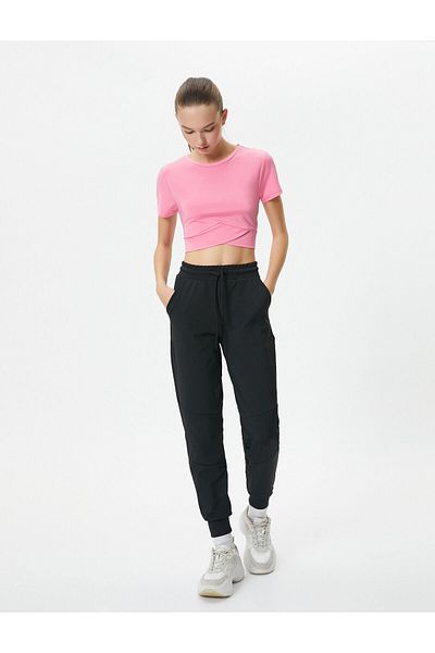 Koton Sports Jogger Sweatpants Τσέπη με άνετη εφαρμογή με δέσιμο στην ψηλή μέση