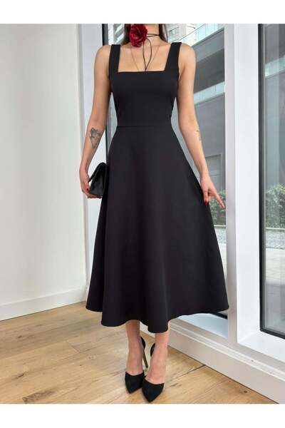 SONREİR فستان جيسيكا بحزام سميك وتفاصيل طوق مربعة