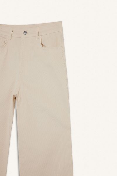DeFacto Cordhose mit hoher Taille – weites, lockeres Bein mit gerader Tasche A4685ax24wn
