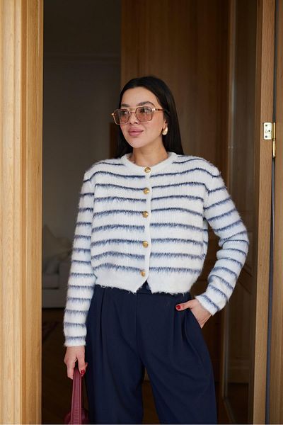 Askı Nişantaşı Ecru-Navy Blue Crew Neck Gold Button Detailed Striped Soft Cardigan