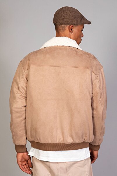 LTC Jeans Ανδρικό μπουφάν με μπεζ γούνινο γιακά και καπιτονέ μέσα σε σουέτ oversize