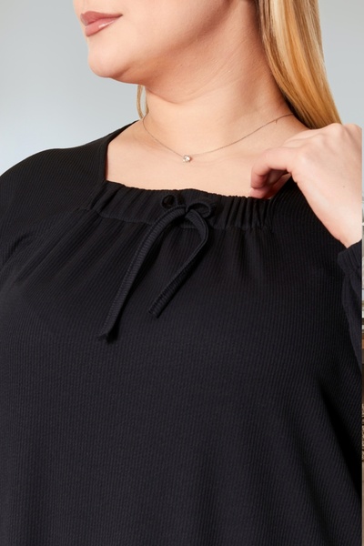 Ferace Γυναικείο φόρεμα με ριμπ τετράγωνο γιακά μεγάλου μεγέθους