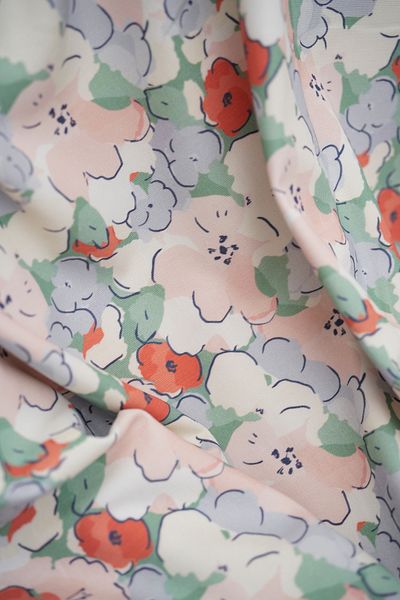 Tuğba Kuğu Printed Panama Fabric (100% Cotton) |   Mixed Daisies