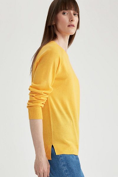DeFacto Regular Fit Crew Neck Basic Plain Knitwear Sweater I6913Az23Wn
