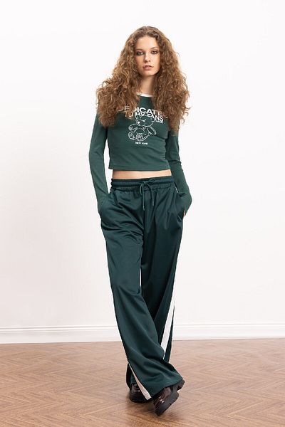 DeFacto Coole Jogginghose mit weitem Bein und Taschen – elastische Taille, Schnürung E2667AX24WN