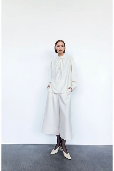 KAMEYA Ecru Blouse with Lace Back Detail