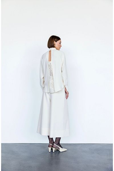 KAMEYA Ecru Blouse with Lace Back Detail