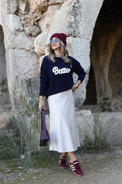bytugcekaya Μπεζ σατέν φούστα