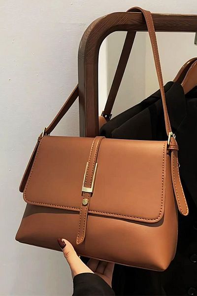Lifonbag Стилна дамска чанта за през рамо с ретро дизайн от мека кожа