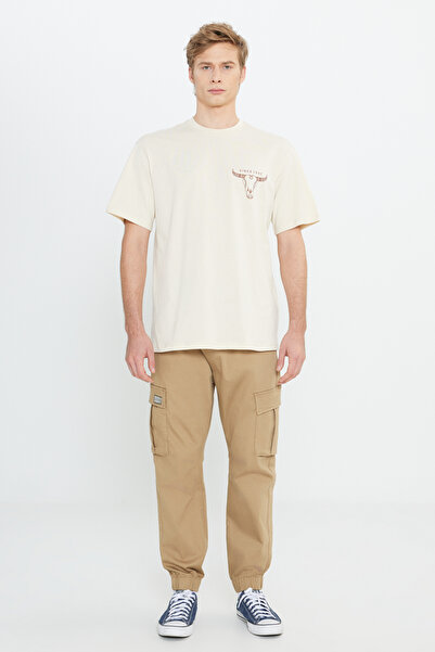 WRANGLER %100 Pamuk Loose Fit Rahat Kesim Bisiklet Yaka Erkek Ekru Sırt Baskılı Tişört