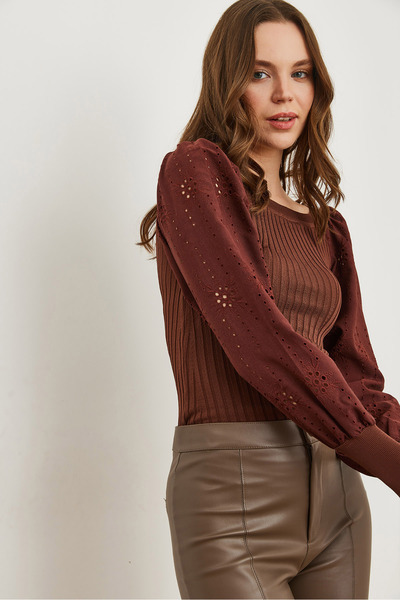 Olalook Women's Bitter Brown Boat Neck Scalloped Knitwear Blouse Blz- 19002034