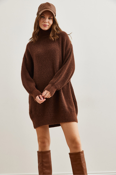 Olalook Kadın Acı Kahve Balıkçı Yaka Yumuşak Dokulu Sakal Triko Tunik TNK-19000098