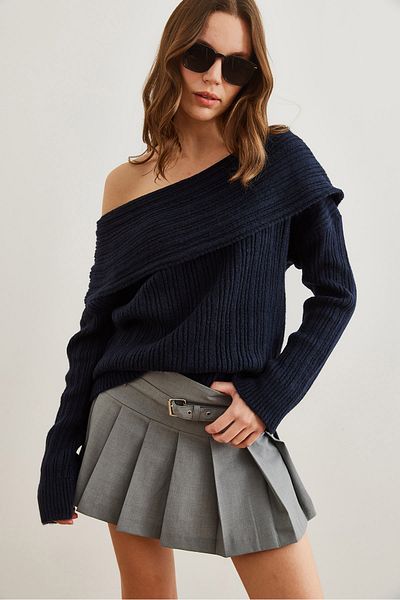Olalook Navy Blue Madonna Collar Soft Knitwear Sweater - Kzk- 19000708
