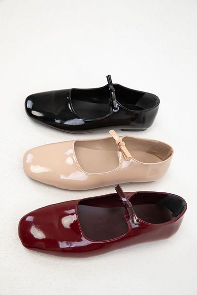 SOHO Lakované černé dámské baleríny - model 20089