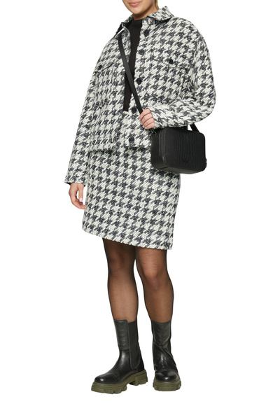 s.Oliver Дизайн коміра у формі гомлека від BoucleJacket Сорочка