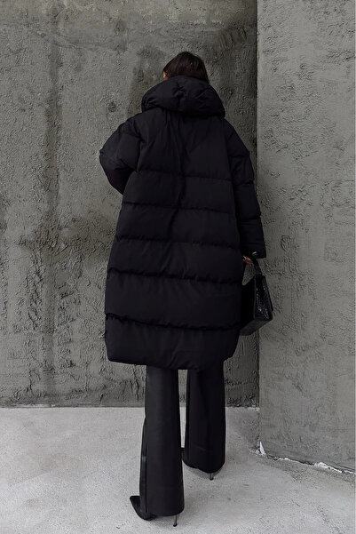 Hayat Boutique Dlouhý oversize šitý dámský kabát s kapucí - černý