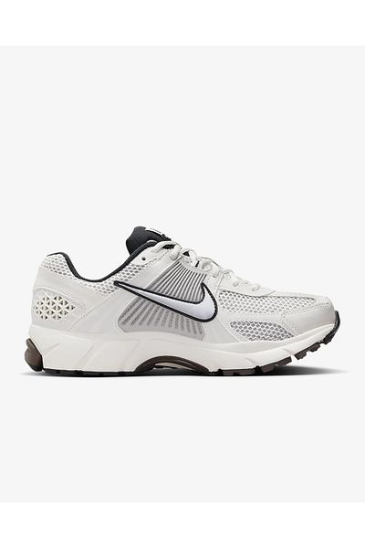 Nike Zoom Vomerio 5 - Pohodlné a módní tenisky