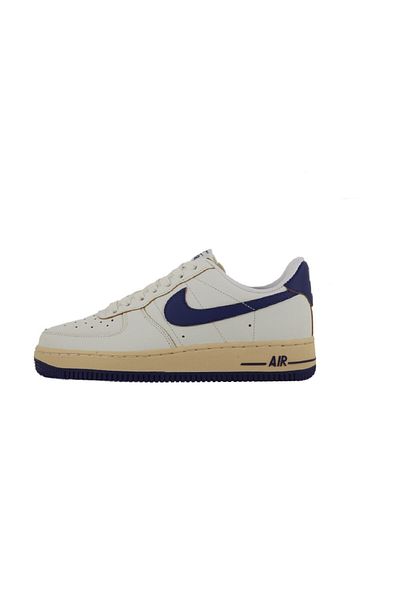 Nike Tenis model Air Force 1 '07