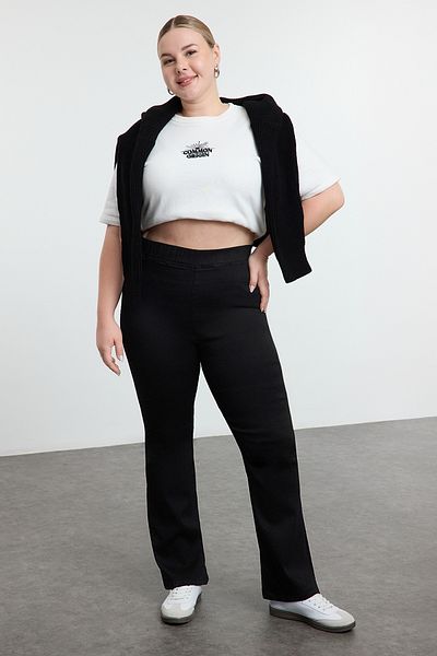 Trendyol Curve Black Elastic Waist Spanish Leg Large Size Jeans Tbbaw25Cj00032