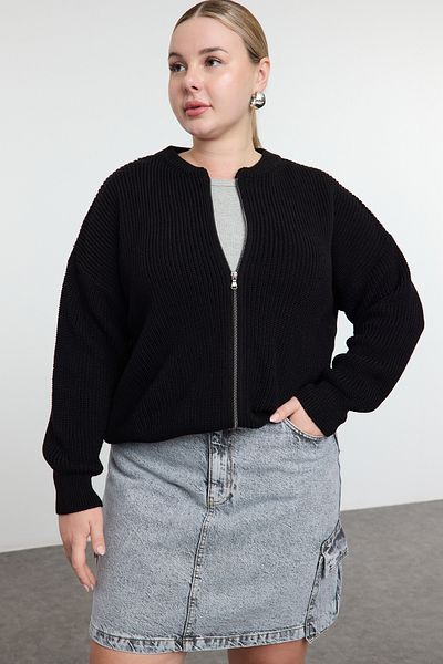 Trendyol Curve Black Zippered Crew Neck Knitwear Cardigan Tbbaw25Av00024