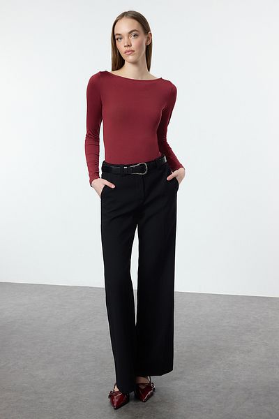 Trendyol Collection Vișiniu închis flexibil - mânecă lungă, corp tricotat cu gât barcă TWOAW25BD00000