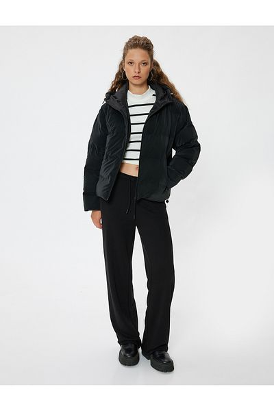 Koton Oversize Puffer Jacket with Hood - Zipper and Pocket Detail