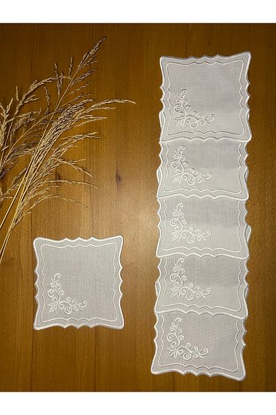 Smiling Home 6 Pieces of Linen Ecru Color Crown Patterned Cocktail Presentation Napkins