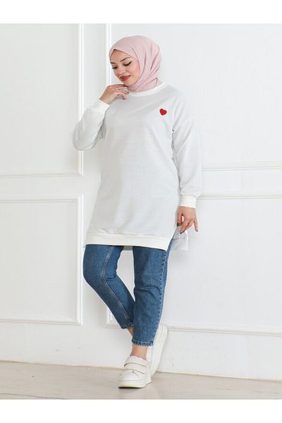 etto park Heart Embroidered White Tunic