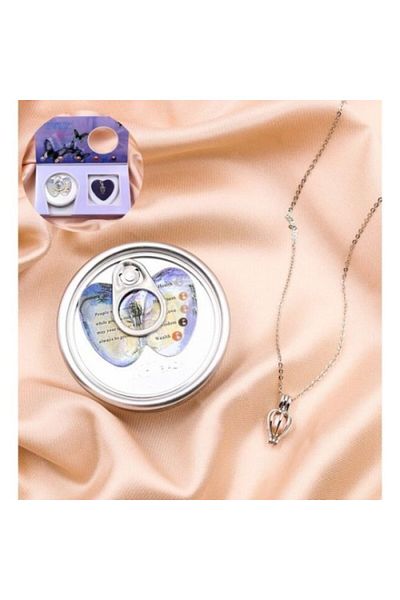 DTAB Pearl Necklace Inside Oyster