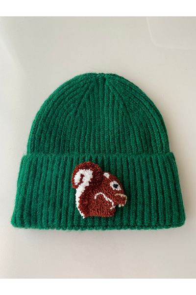 byebruketenci Green Wool Kids-Youth Beret - Squirrel Punch Figured