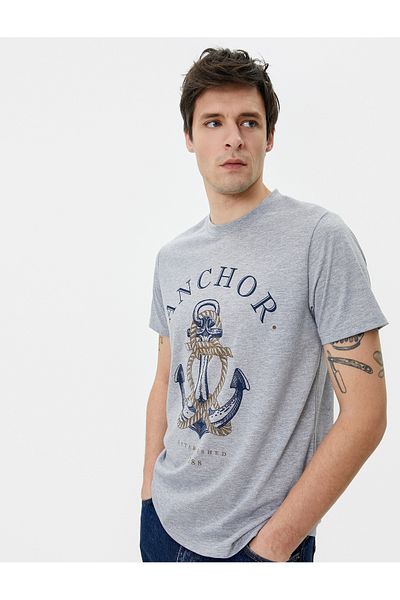 Koton Bedrucktes T-Shirt mit Seemannsmotiv, schmale Passform, Rundhalsausschnitt