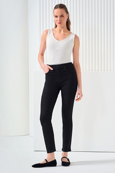 Naramaxx Push-Up Denim Trousers