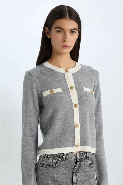 DeFacto Regular Fit Crew Neck Buttoned Basic Plain Knitwear Cardigan C1482Ax24Wn