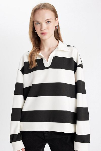 DeFacto Oversize Wide Fit Striped Polo Neck Thick Sweatshirt D4754Ax24Au