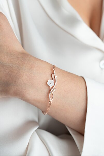 ESSARE 925 Ayar Gümüş Rose Kaplama Manolya Çiçeği Kadın Bileklik