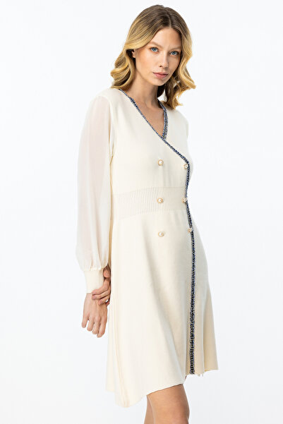 ON İnci Düğme Detaylı Midi Boy Elbise