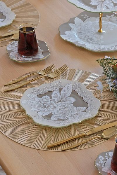 Glore Belize Gold Gilded Glass Cake Plate Set for 6 People