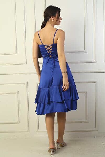 By Saygı Жіноча сукня з шнурівкою на бретельках, драпірованим передом, підкладкою та подвійним воланом з атласу